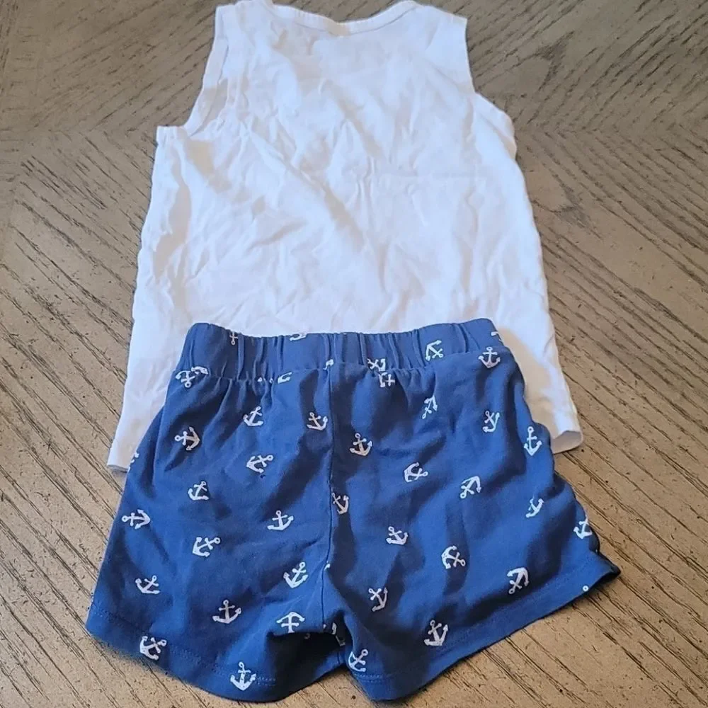 H&M boys 2-3T anchor shorts and top 💙